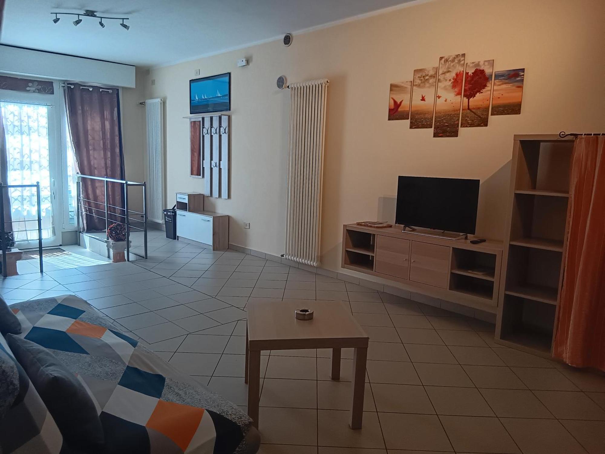 Casa Vacanze Iris, Appartamento Turistico Равенна Экстерьер фото